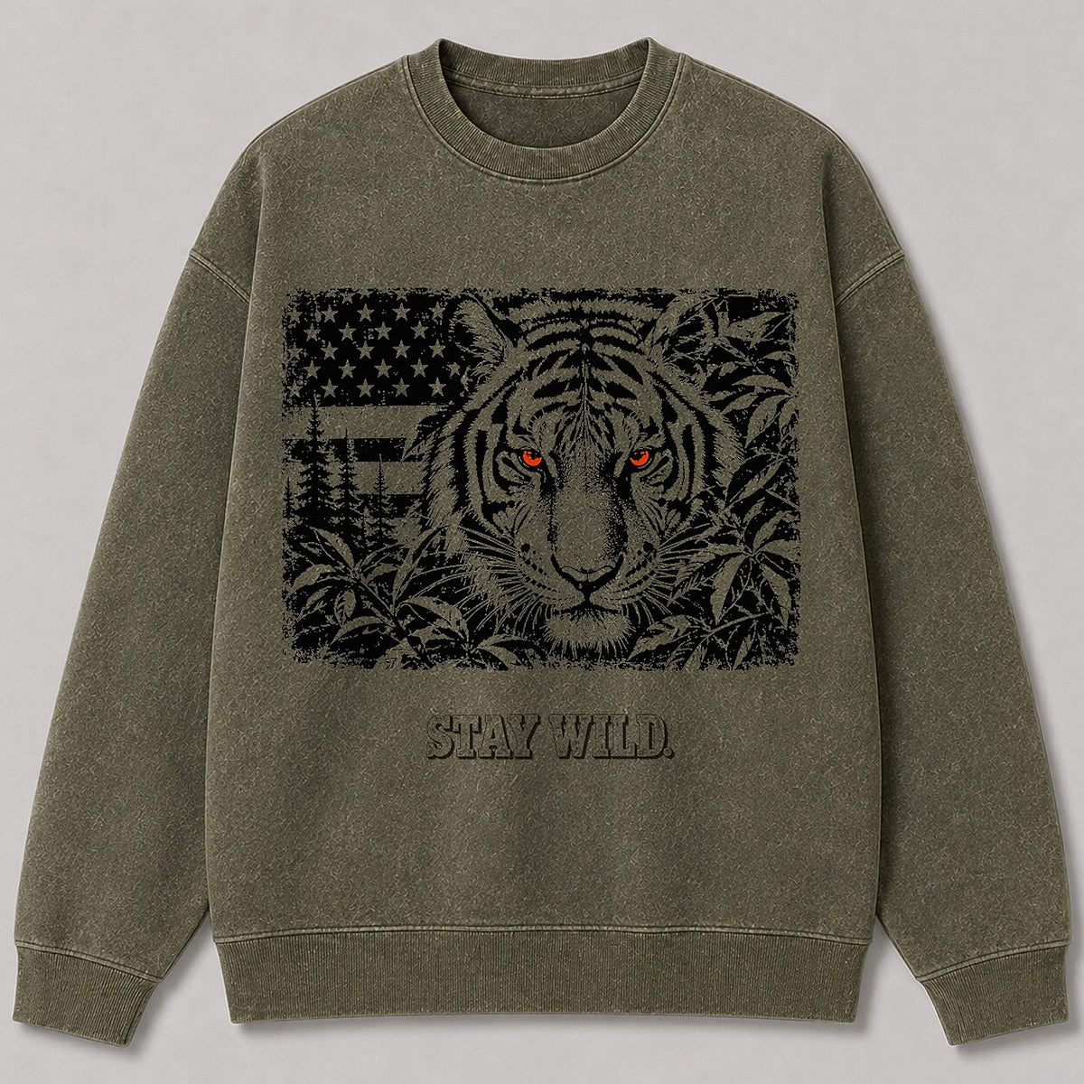 Washed American Flag Tiger Wildlife Graphic Sweatshirt