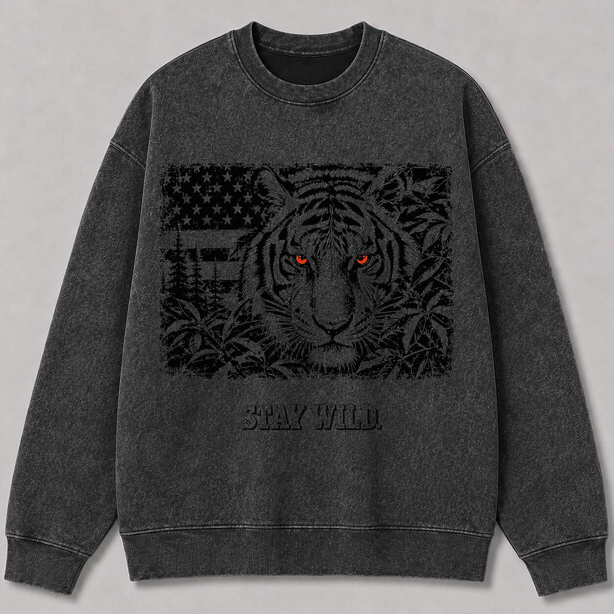 Washed American Flag Tiger Wildlife Graphic Sweatshirt